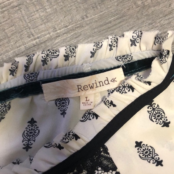 Lacy Black and Tan top with tie up on the back - Picture 3 of 8